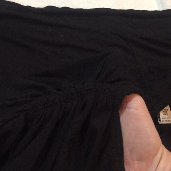 Max Studio black top - Picture 5 of 7